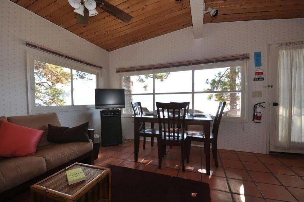Seclusion Bay Resort West Kelowna Bagian luar foto