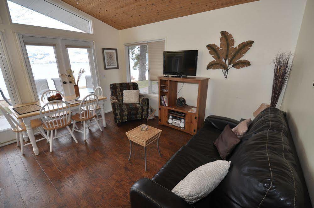 Seclusion Bay Resort West Kelowna Bagian luar foto